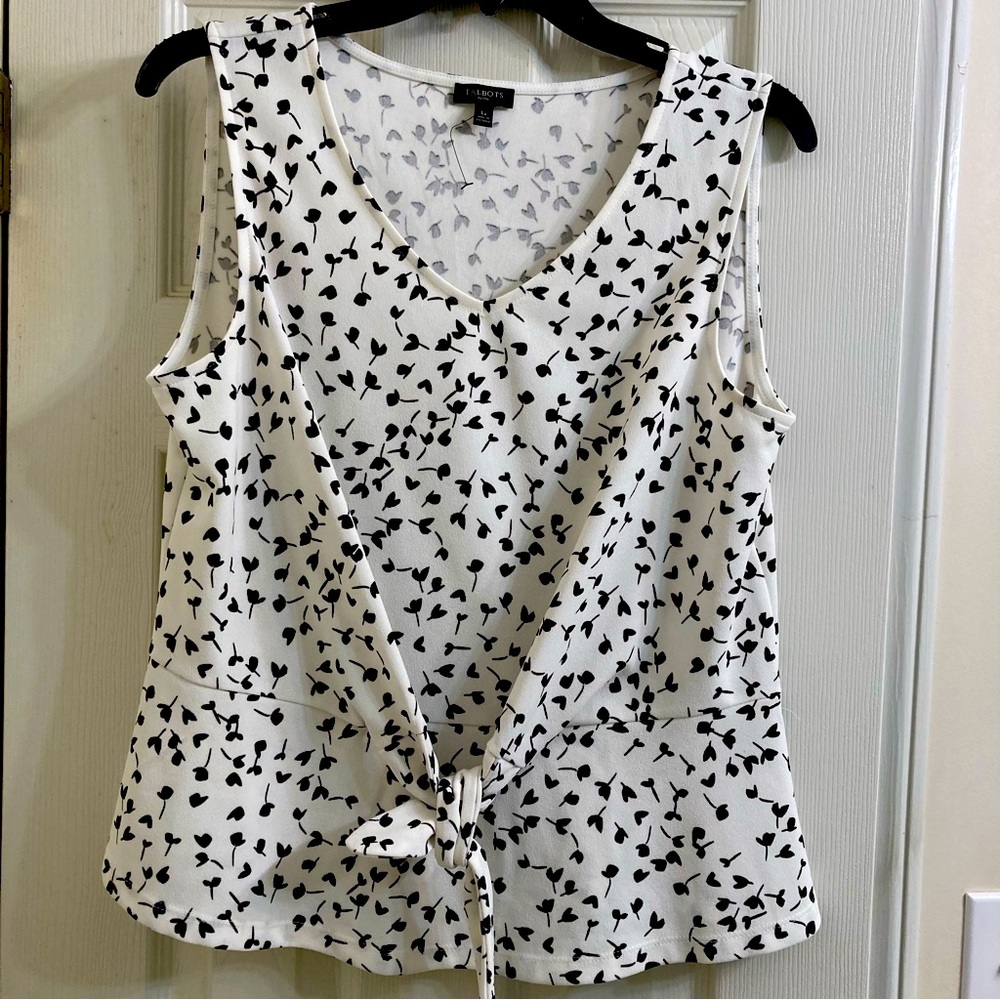 Talbots Women’s Sleeveless Black & White top with tie in front.  Size LP.  NWOT